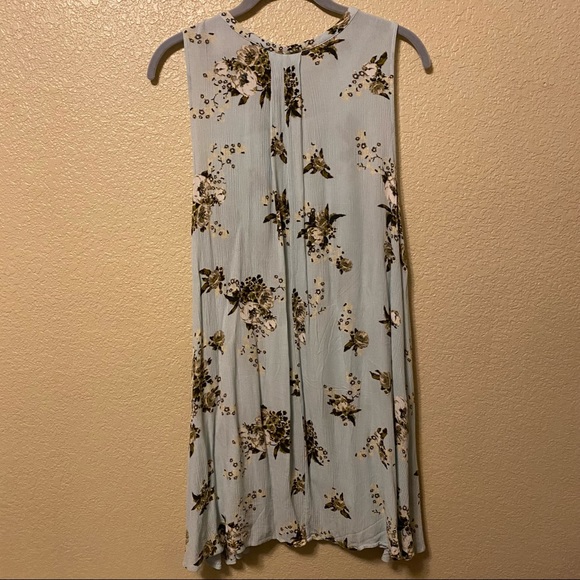 Free People sleeveless Tunic Top/Blouse Pockets sz S pale green - Picture 4 of 4